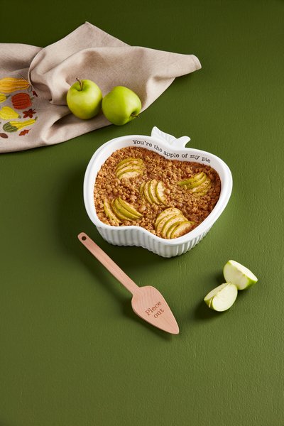 Mud Pie Apple Crumble Pie Recipe Baker Set - CeCe's Home & Gifts