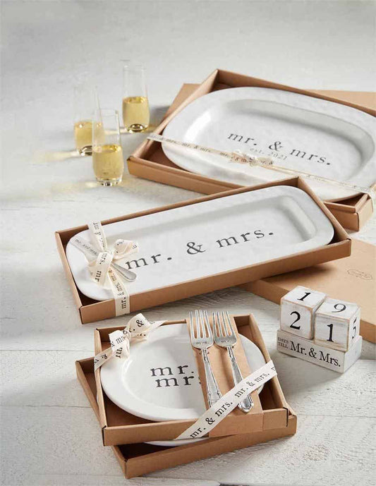 Mud Pie Mr. & Mrs. Cake Plate Set - CeCe's Home & Gifts