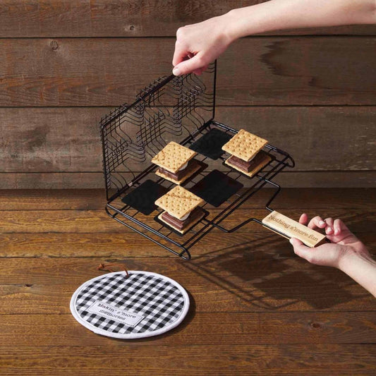 Mud Pie S'mores Basket And Pot Holder Set - CeCe's Home & Gifts