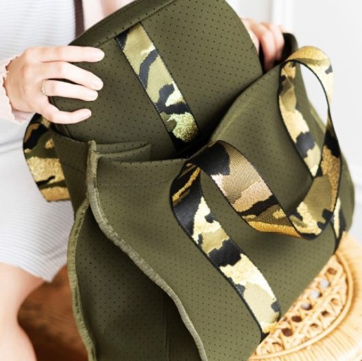 Viv & Lou Camo Accent Neoprene Tote - CeCe's Home & Gifts